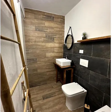 Apartment Orizzonte 5 Terre - Via Gio' Batta Casoni 42- Stazione La Spezia