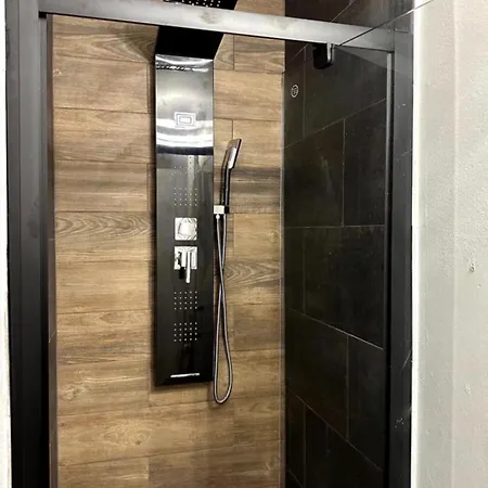 Apartment Orizzonte 5 Terre - Via Gio' Batta Casoni 42- Stazione La Spezia